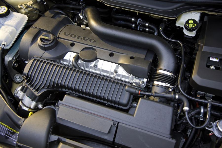  Volvo C70 T5 2009 года  (фото 2 из 45)